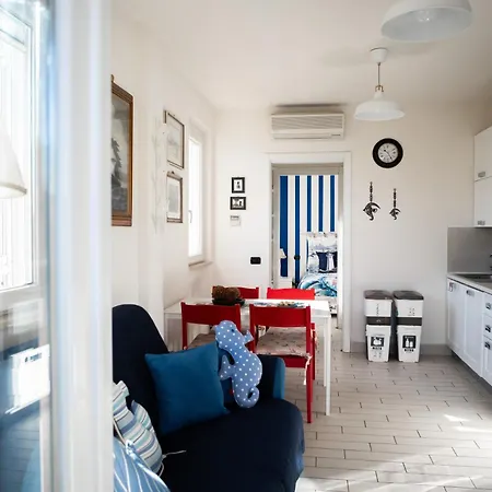 Danio House Λίντο ντι Καμαϊόρε